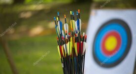 Jugendliche beim Luftgewehrtraining im Schützenheim